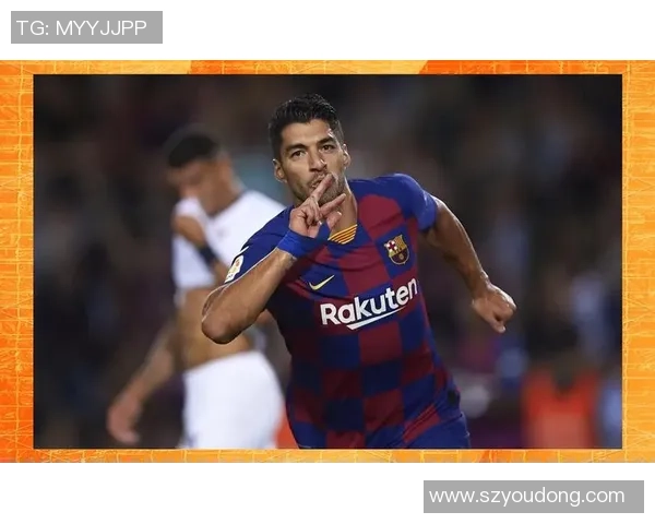 足球巨星风采尽显：精彩写真背后的传奇故事与球场荣耀